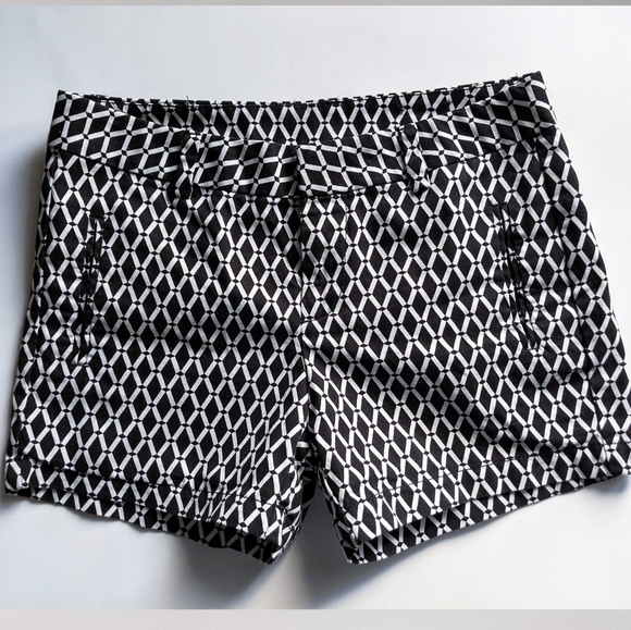 Stylus Black White Geometric Lattice Print Shorts with Pockets, Unlined- sz 2 - Picture 1 of 7